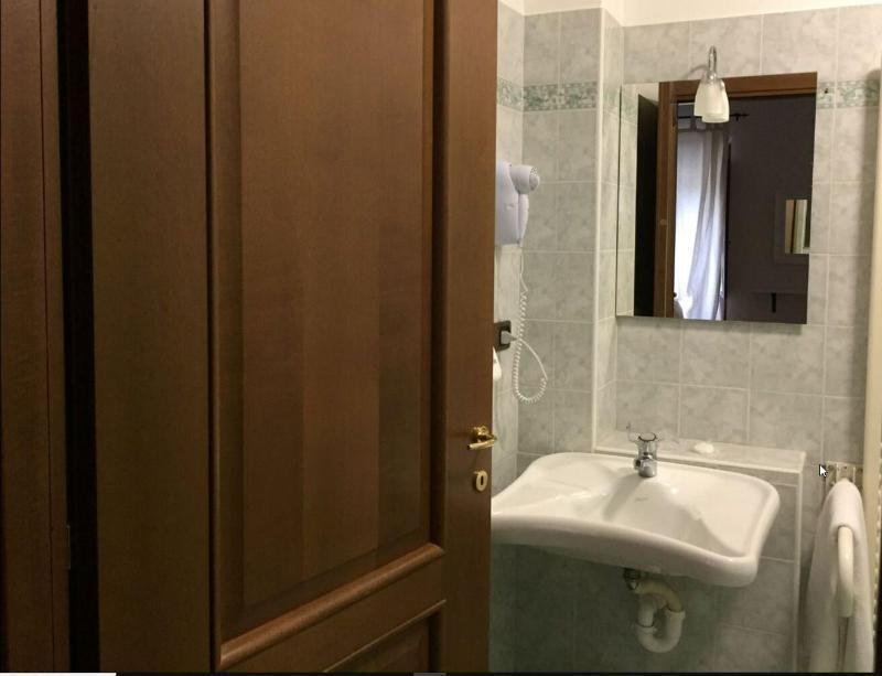 Hotel Martin Volpiano Εξωτερικό φωτογραφία