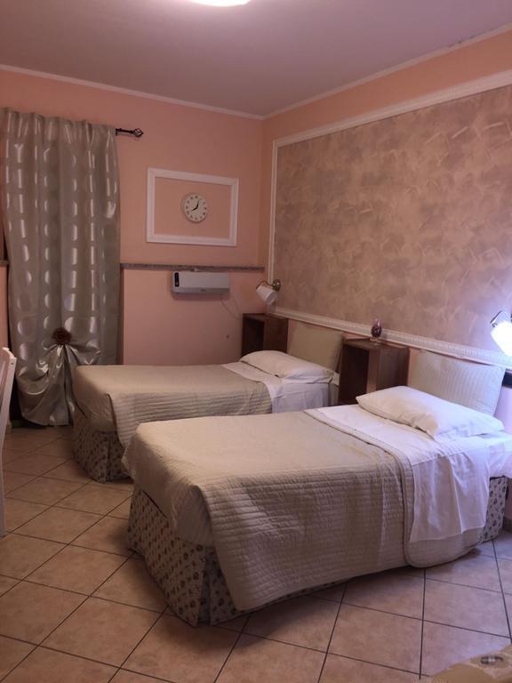 Hotel Martin Volpiano Εξωτερικό φωτογραφία